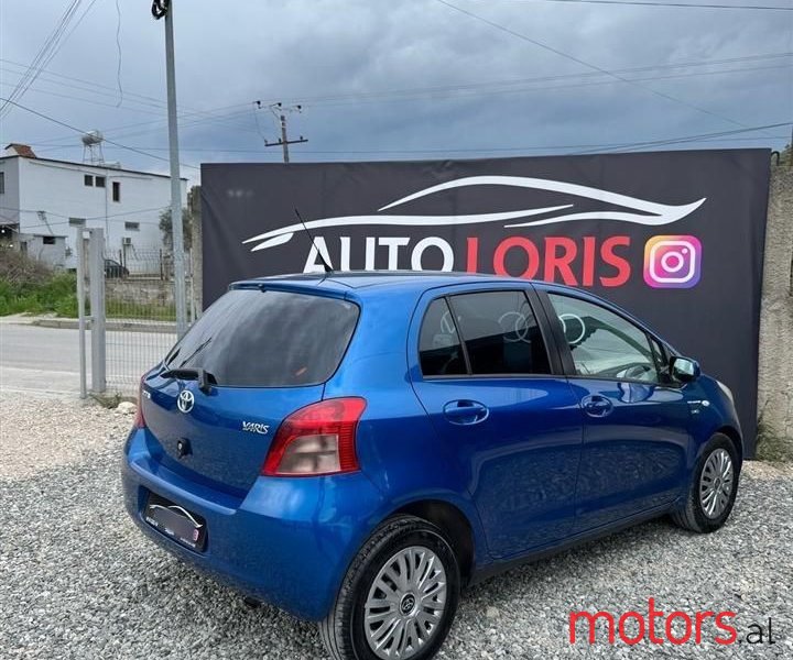 2007' Toyota Yaris photo #4