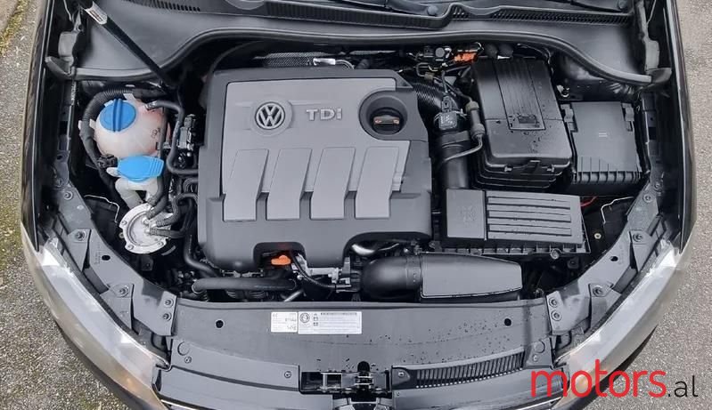 2012' Volkswagen Golf photo #4