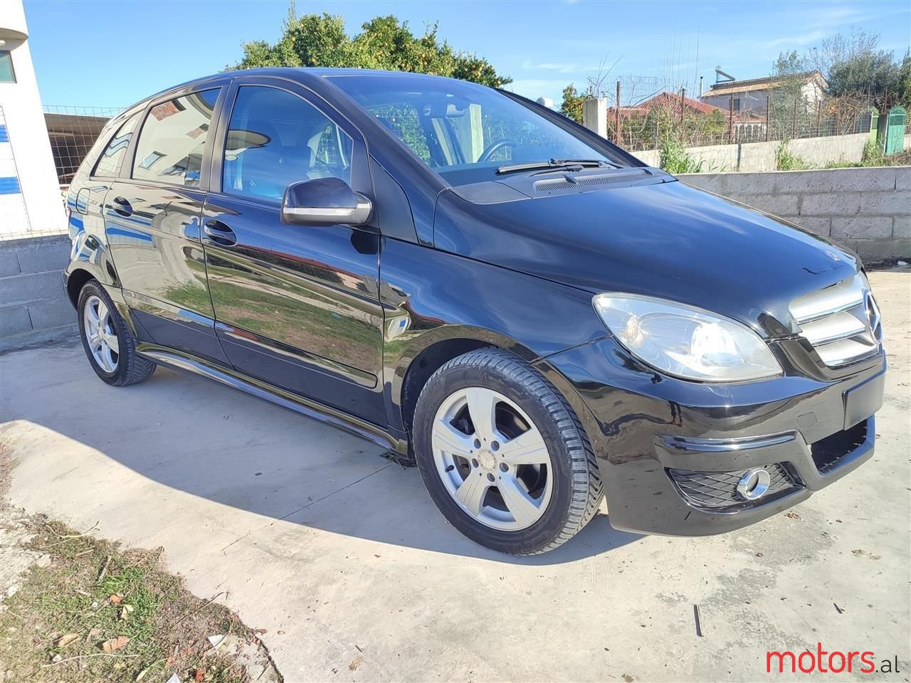 2008' Mercedes-Benz B 180 photo #3