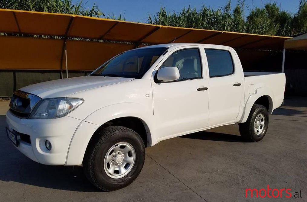 2010' Toyota Hilux photo #1