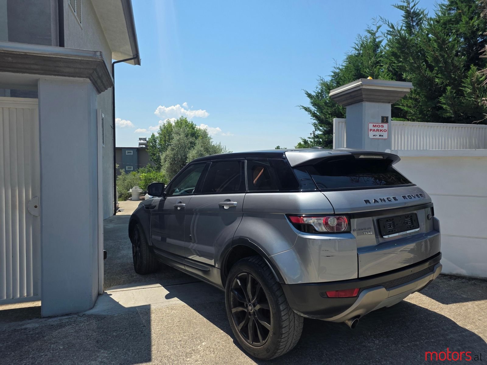 2014' Land Rover Range Rover Evoque photo #4
