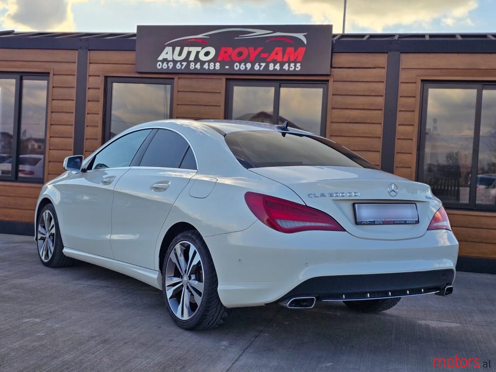 2015' Mercedes-Benz CLA 200 photo #4