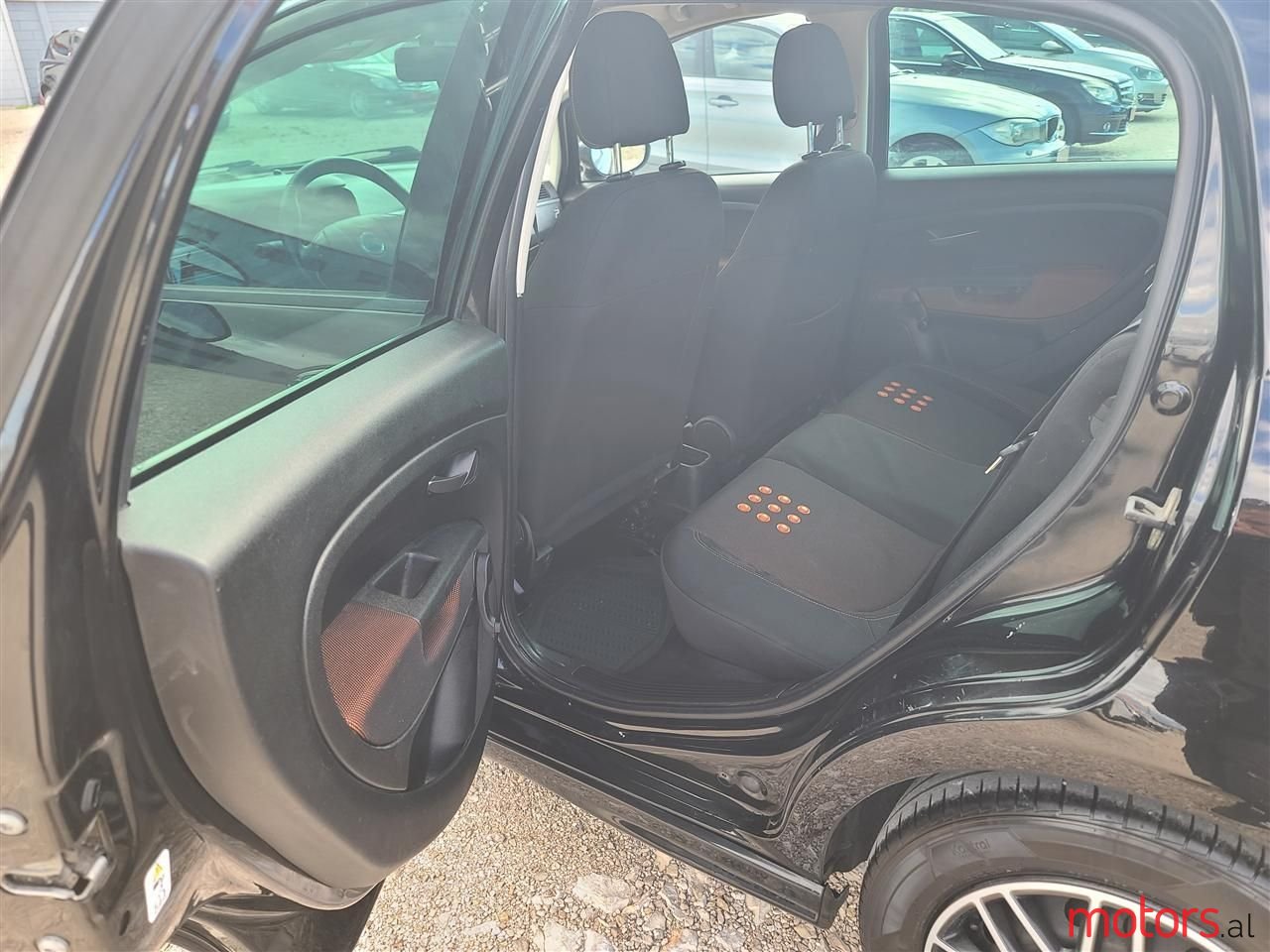 2010' Fiat Grande Punto photo #5