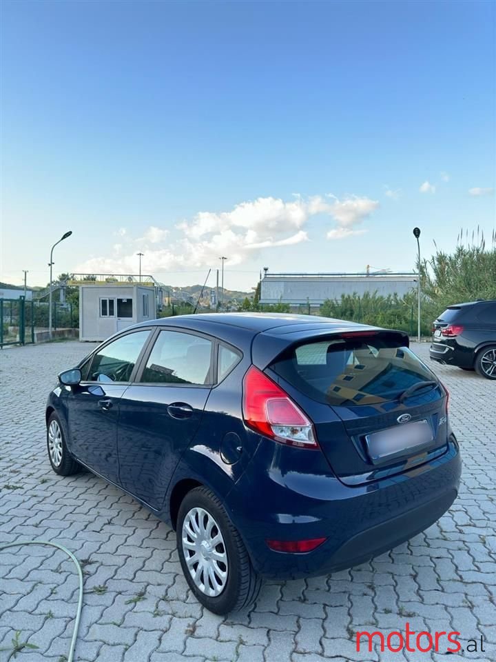 2014' Ford Fiesta photo #6