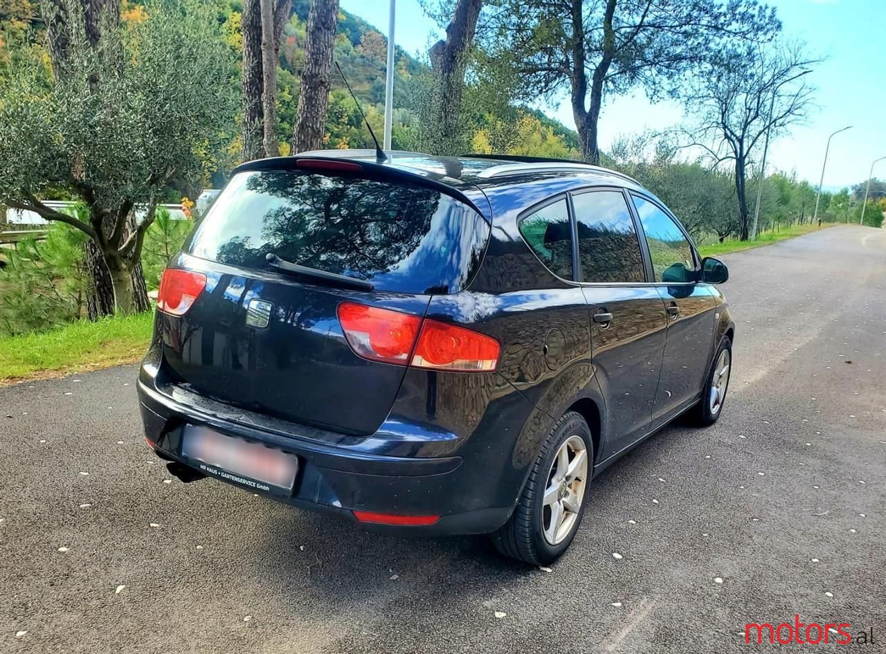 2009' SEAT Altea photo #3