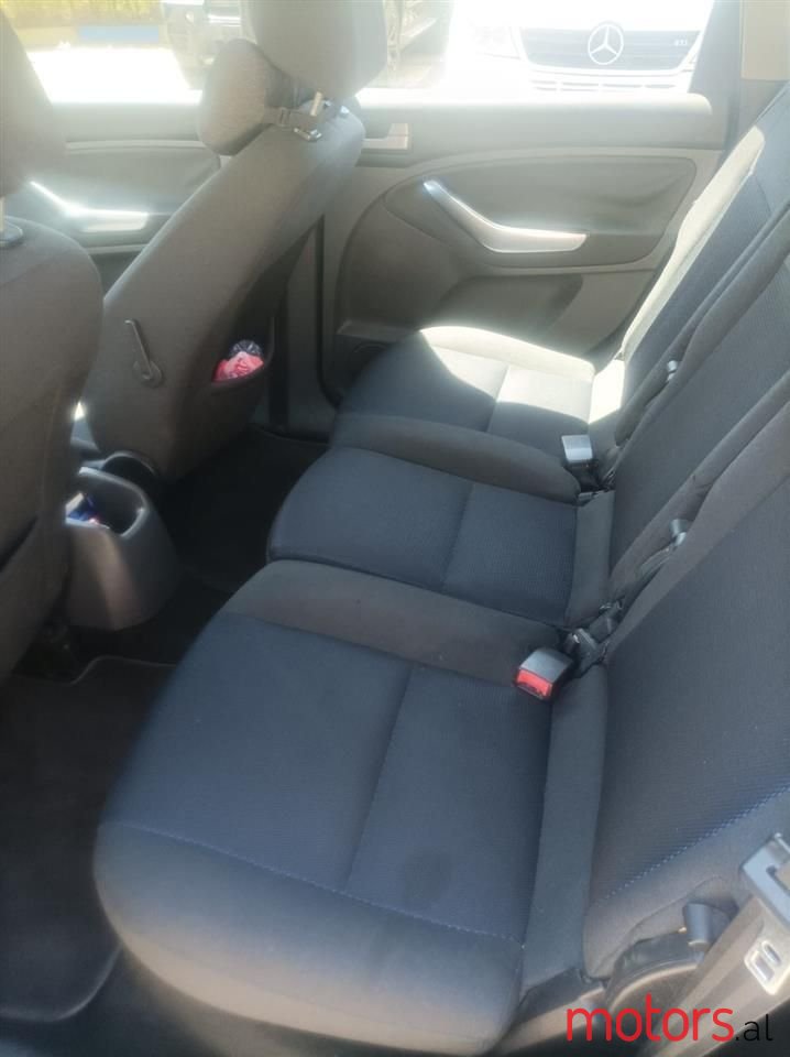 2009' Ford C-MAX photo #6