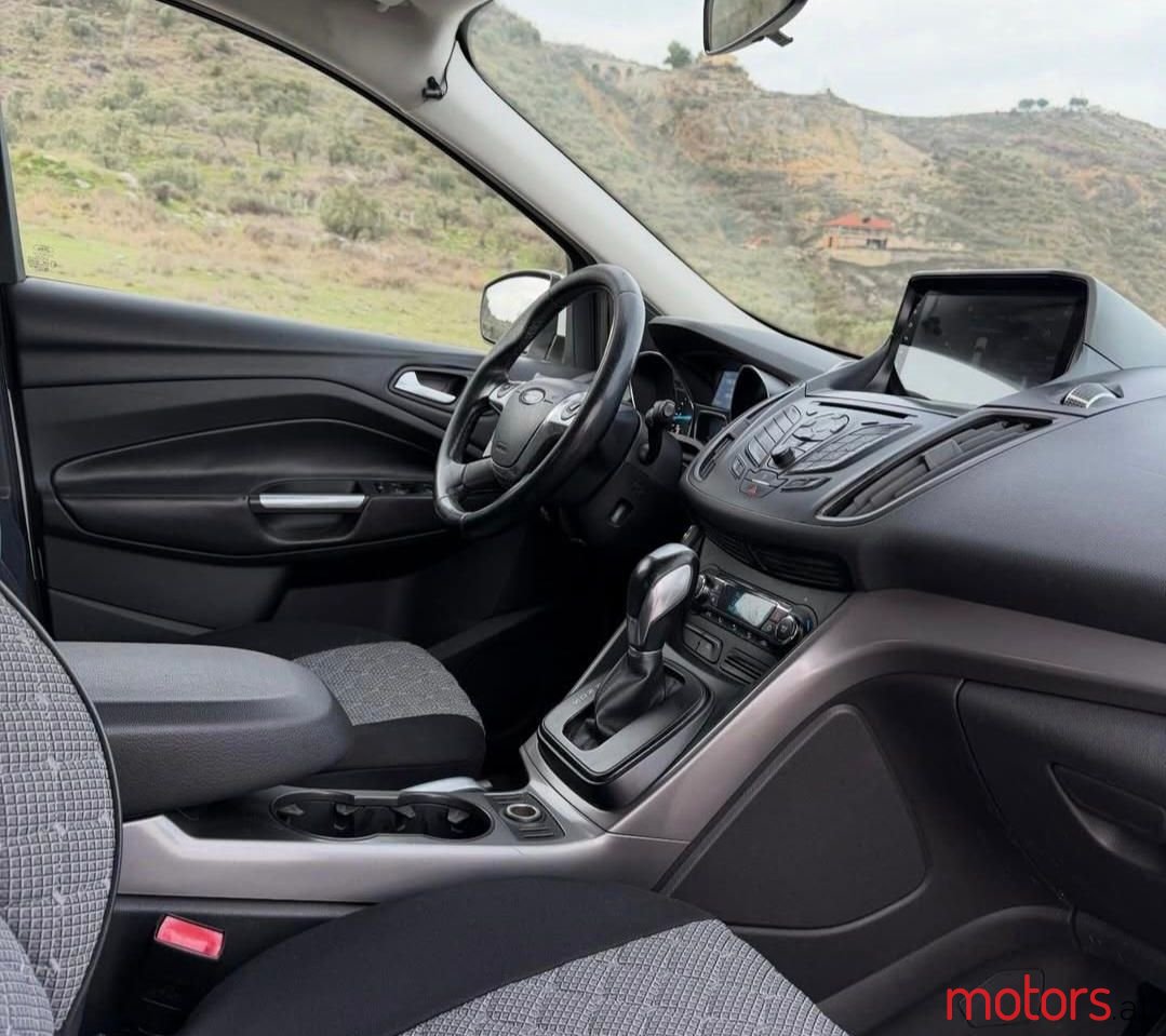 2013' Ford Kuga photo #6