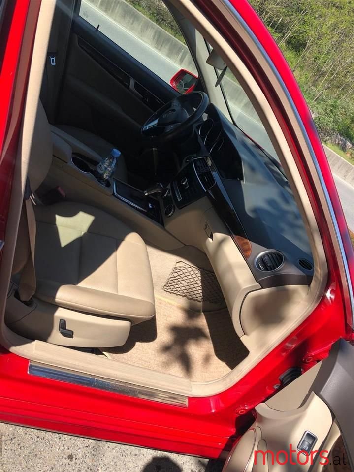 2013' Mercedes-Benz C 250 photo #6