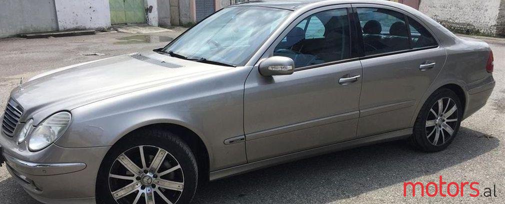 2005' Mercedes-Benz E 320 photo #1