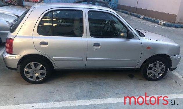2001' Nissan Micra photo #1