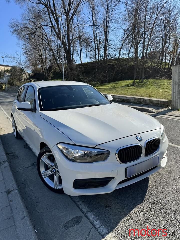 2017' BMW 118 photo #1