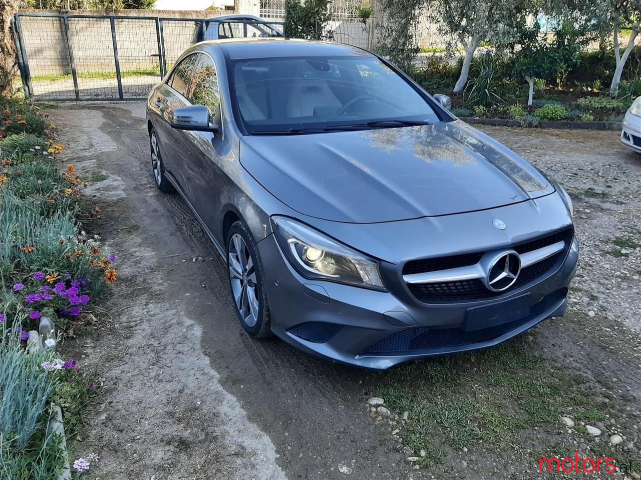 2014' Mercedes-Benz CLA 200 photo #3