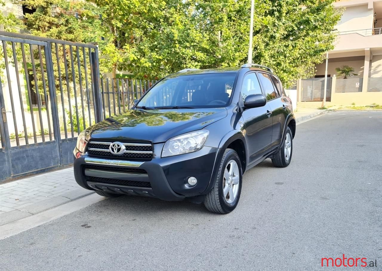 2006' Toyota RAV4 photo #3