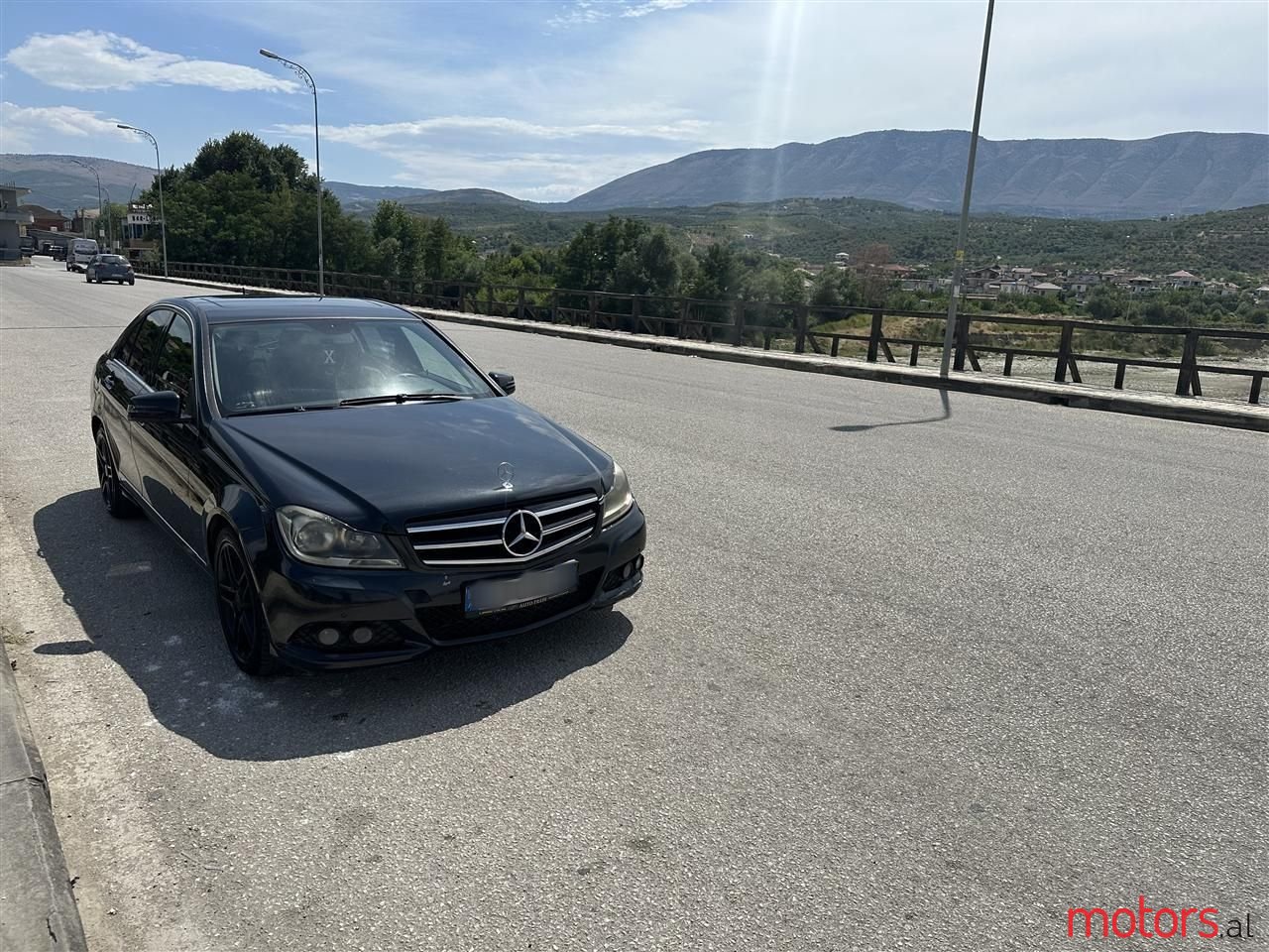 2012' Mercedes-Benz C 300 photo #1