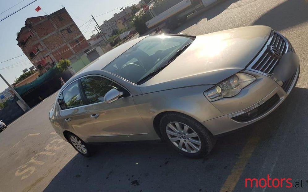 2006' Volkswagen Passat photo #1