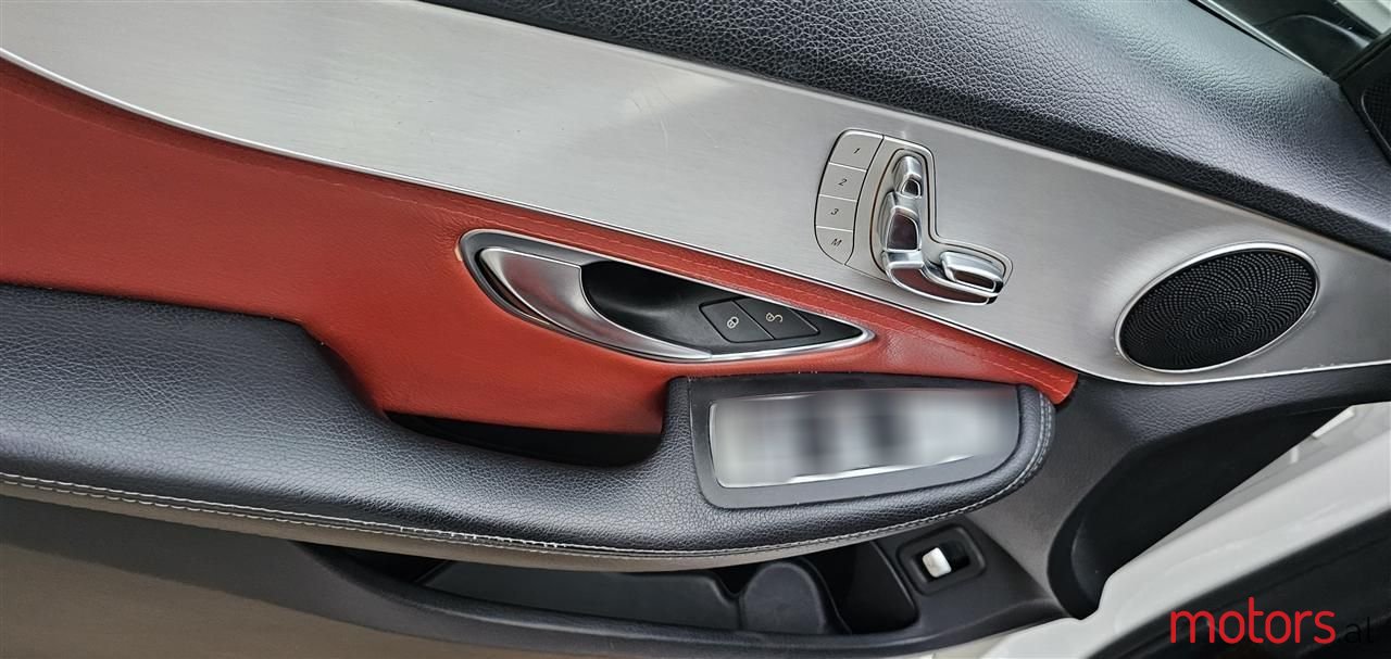 2016' Mercedes-Benz C 300 photo #6