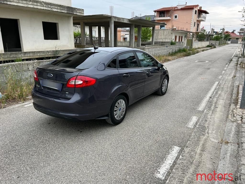 2012' Ford Fiesta photo #4