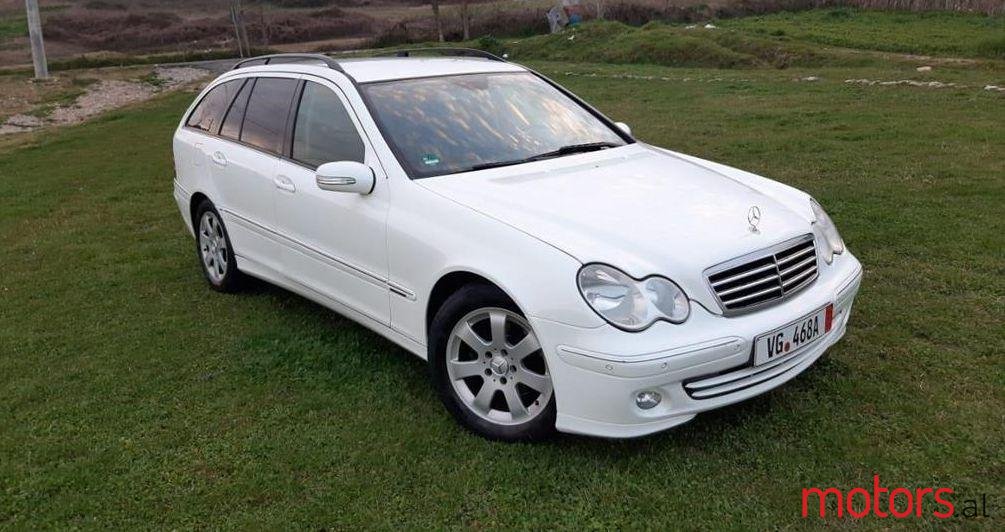 2005' Mercedes-Benz C 220 photo #1