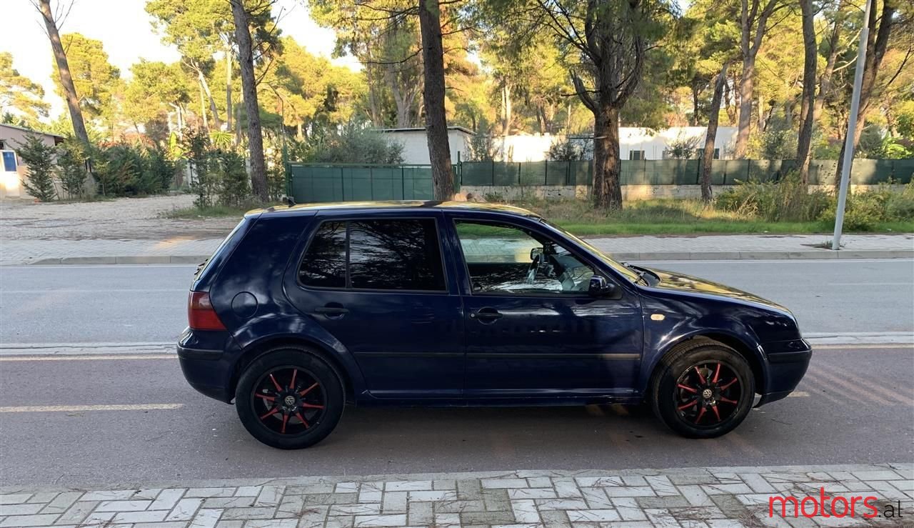 2000' Volkswagen Golf photo #4