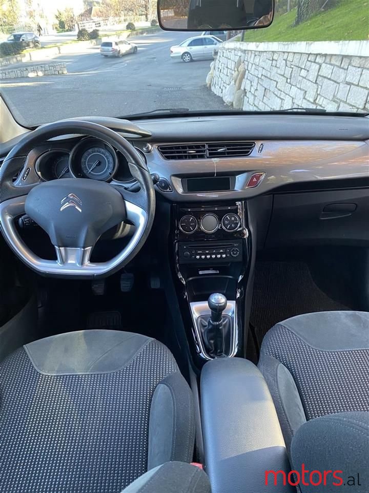 2010' Citroen C3 photo #3