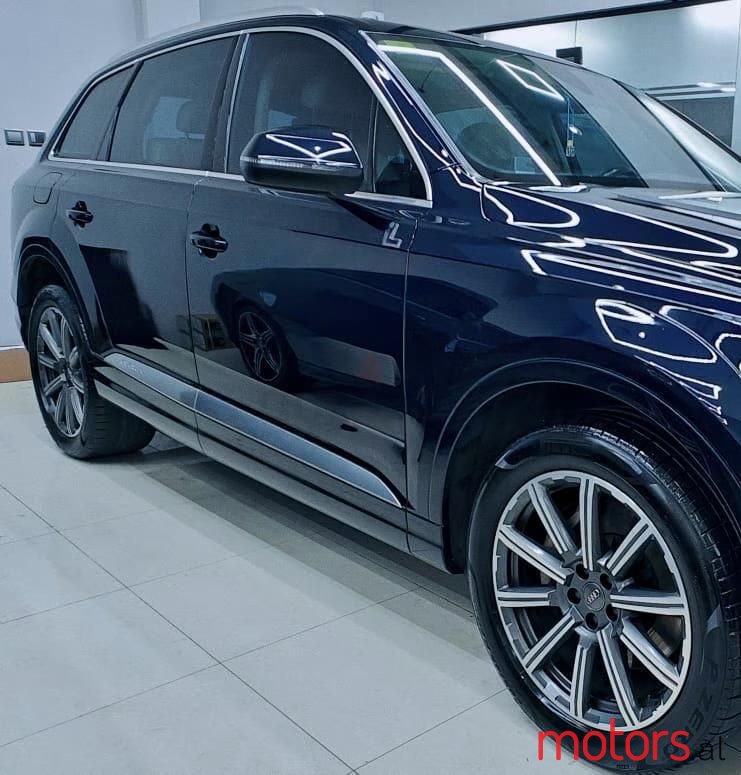 2017' Audi Q7 photo #1