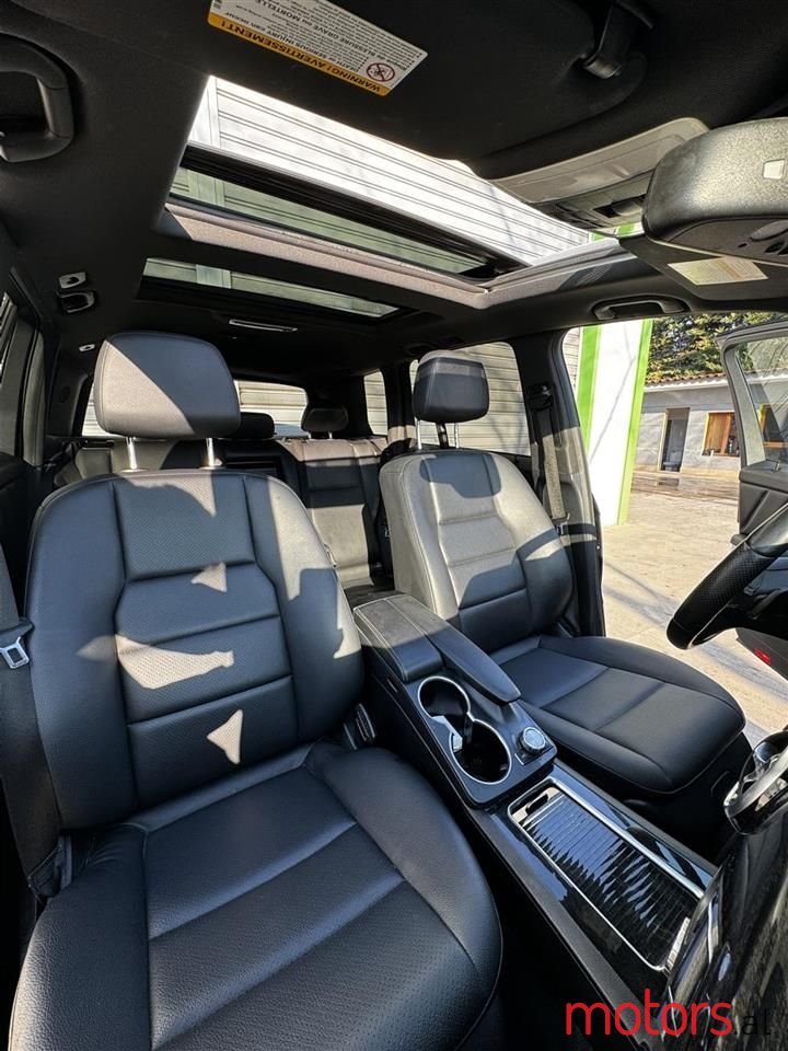 2014' Mercedes-Benz GLK 250 photo #6