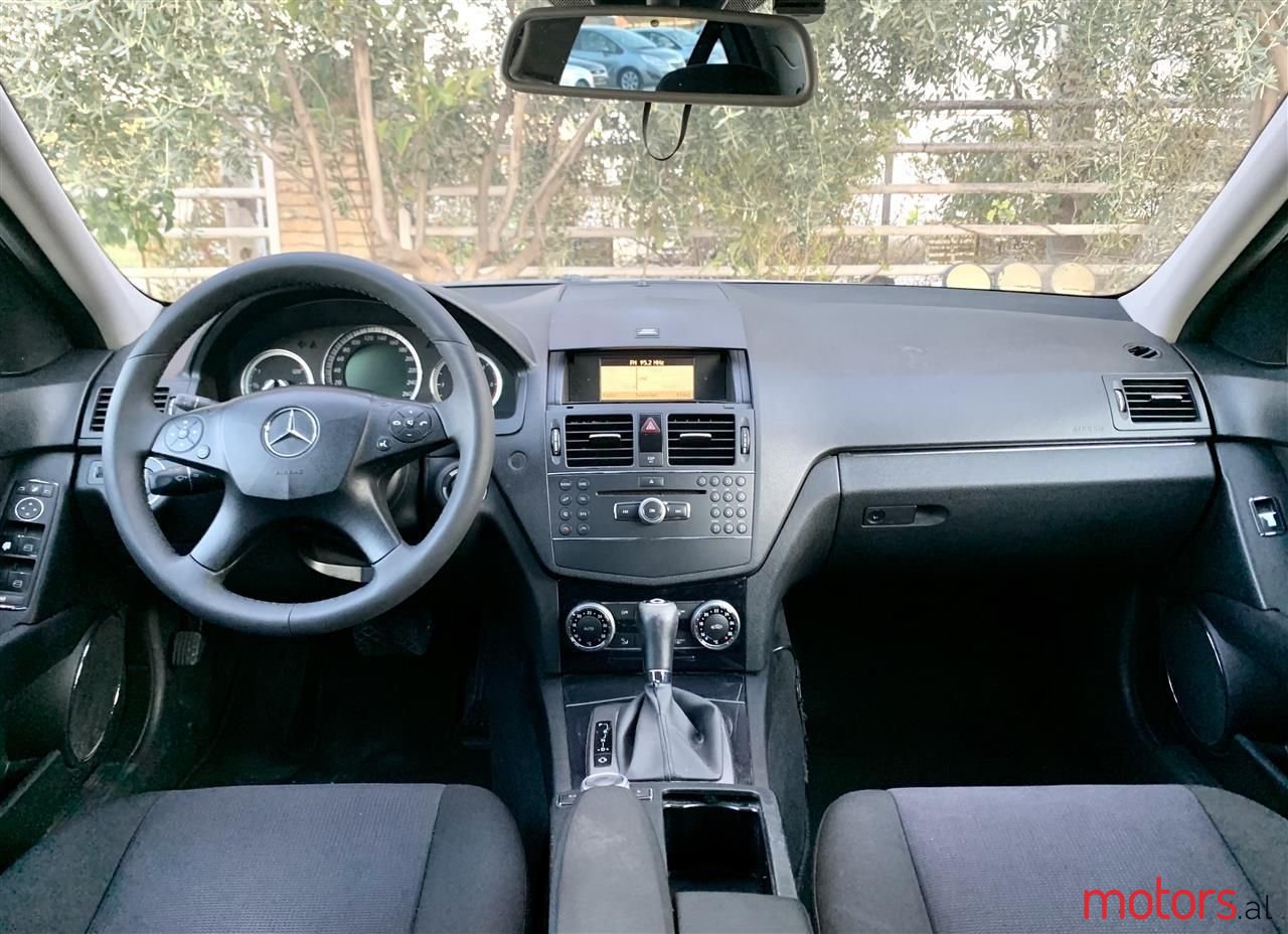 2008' Mercedes-Benz C 220 photo #2