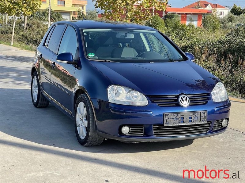 2007' Volkswagen Golf photo #1