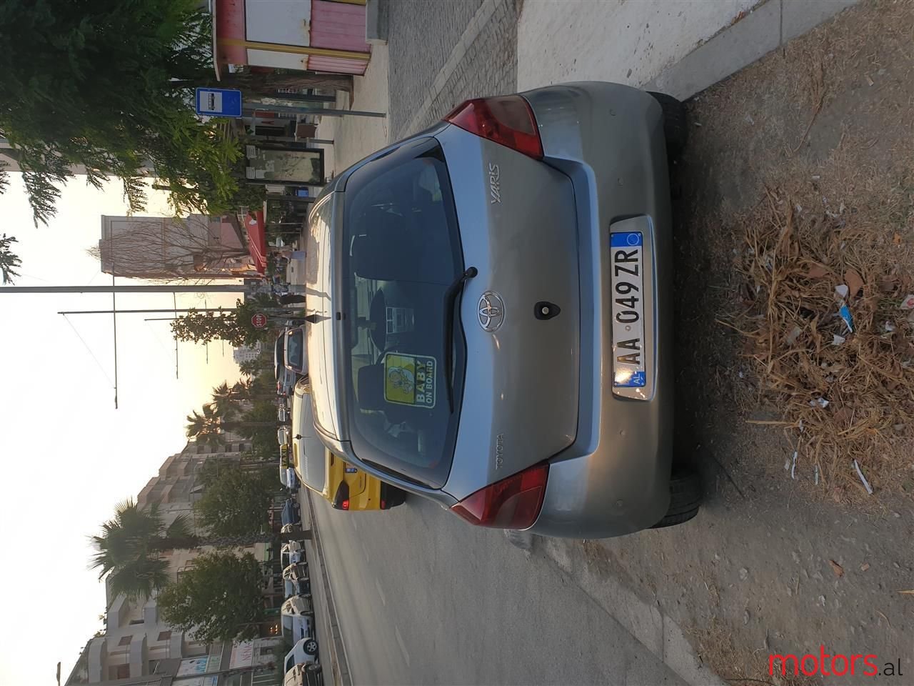 2008' Toyota Yaris photo #5