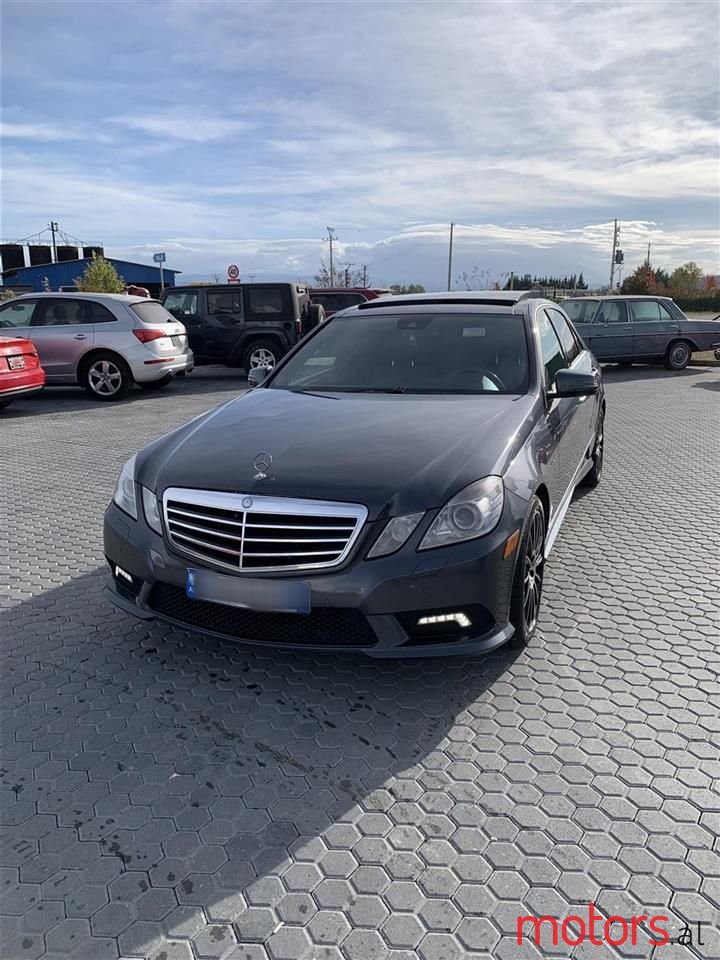 2010' Mercedes-Benz 350 photo #6