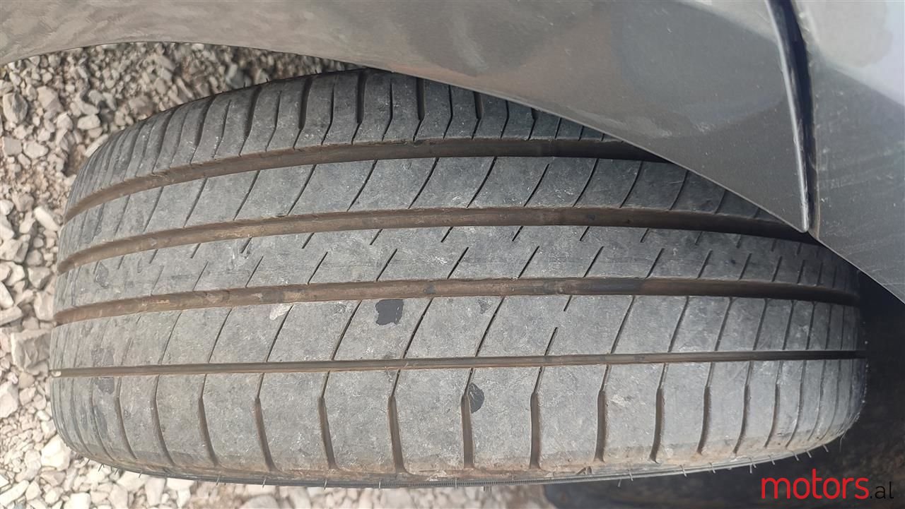 2014' Volkswagen Golf photo #6