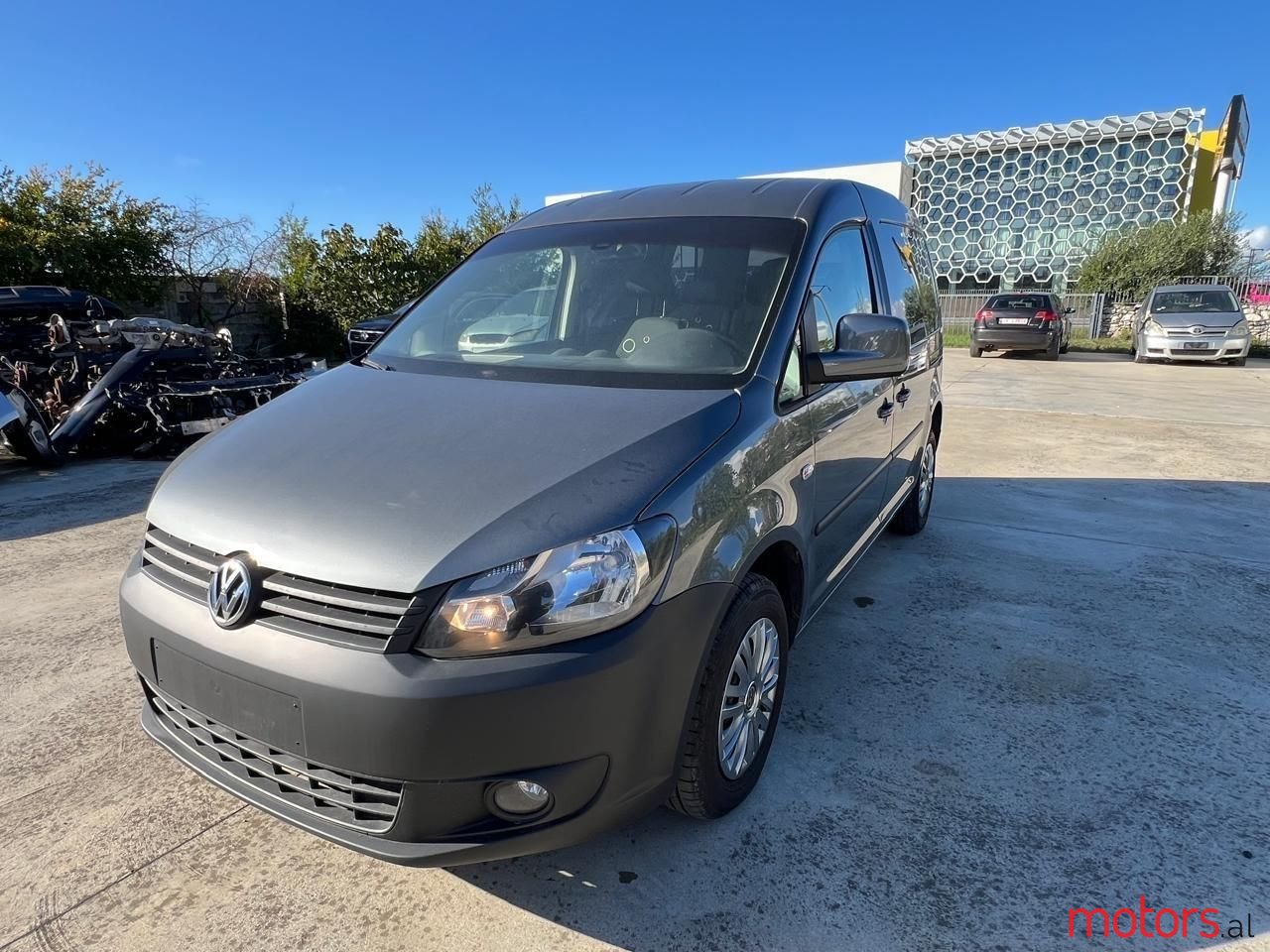 2012' Volkswagen Caddy photo #1