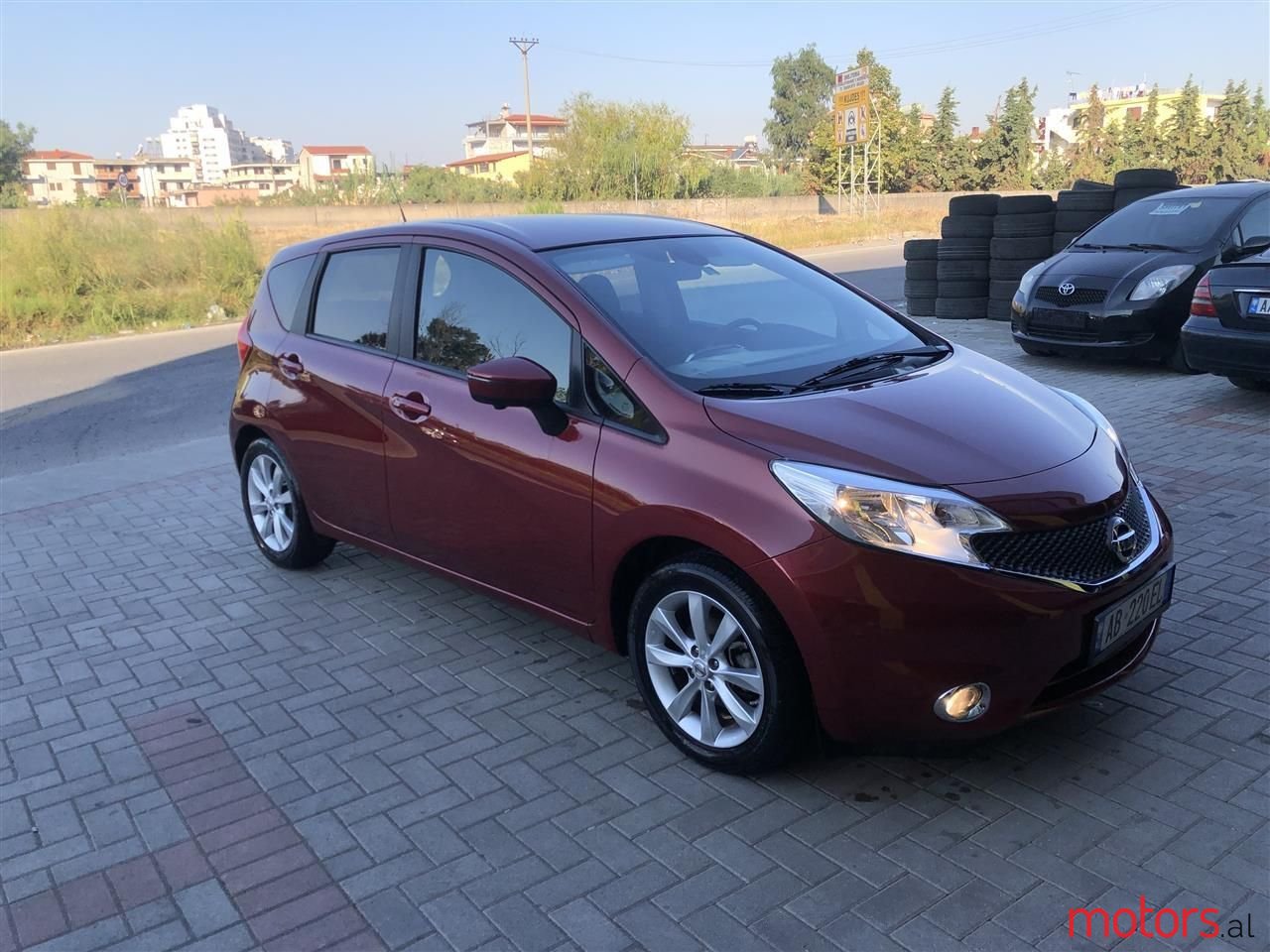 2014' Nissan Note photo #2