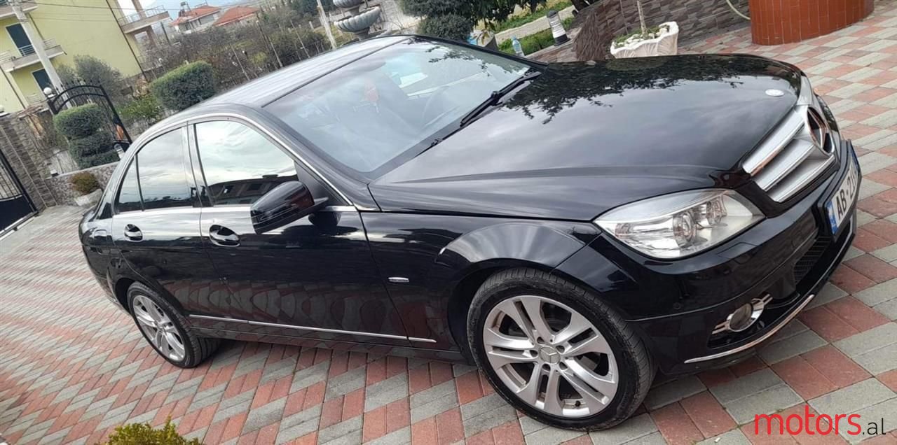2010' Mercedes-Benz C 220 photo #2