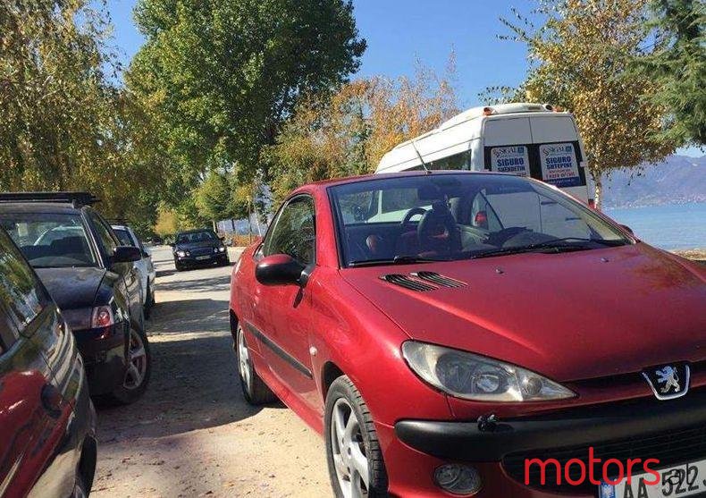 2002' Peugeot 206 photo #1