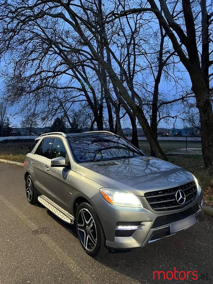 2013' Mercedes-Benz ML 350 photo #1