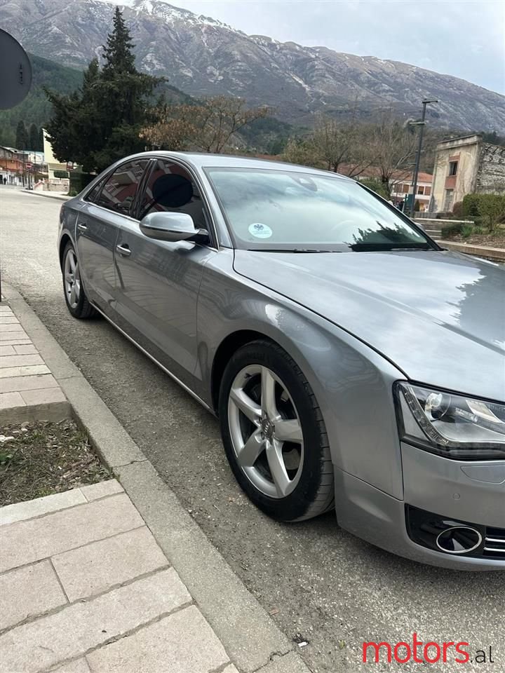 2013' Audi A8 photo #4