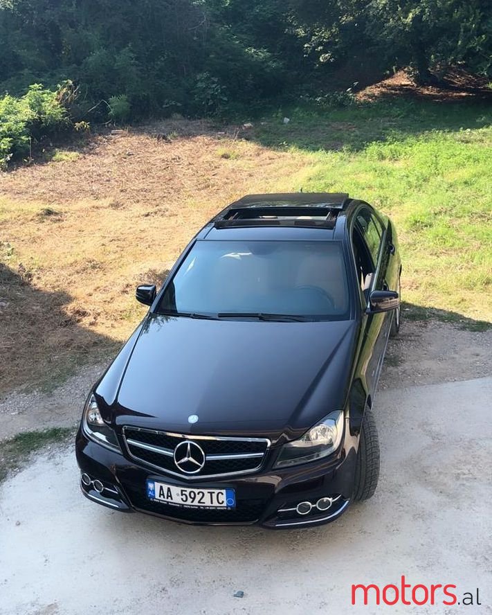 2012' Mercedes-Benz C 180 photo #1