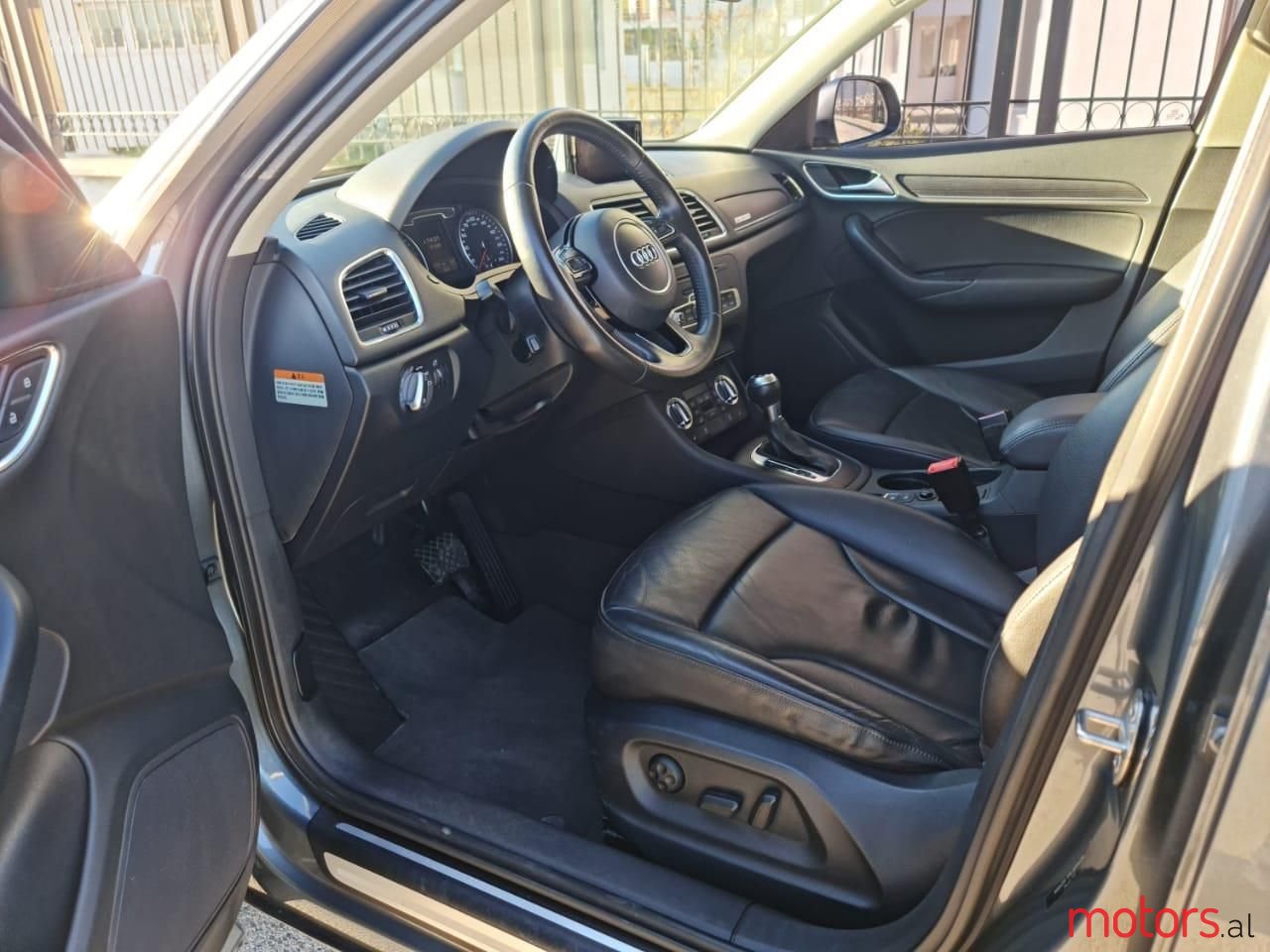 2014' Audi Q3 photo #6