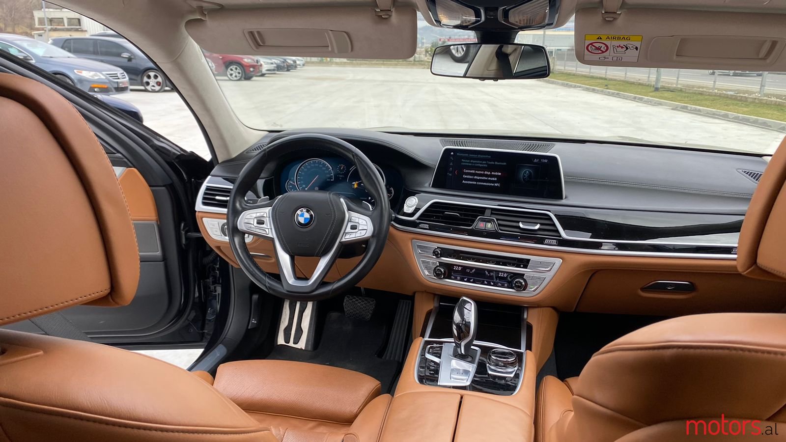 2018' BMW 740 photo #7