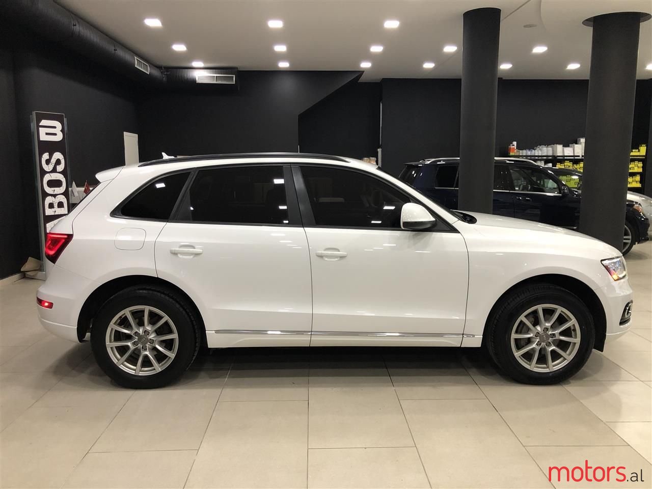 2013' Audi Q5 photo #2