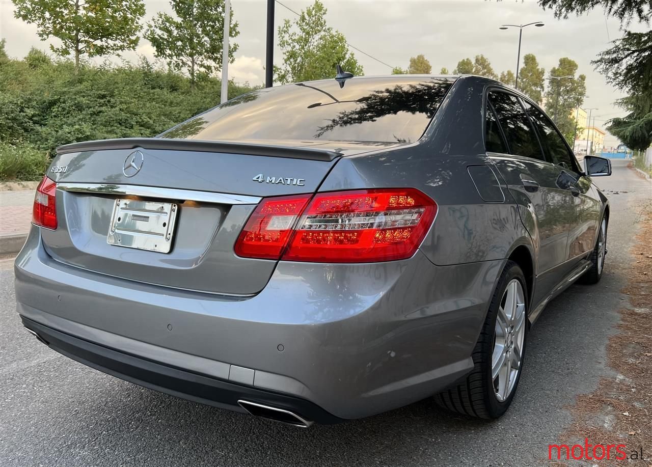 2011' Mercedes-Benz E 350 photo #4