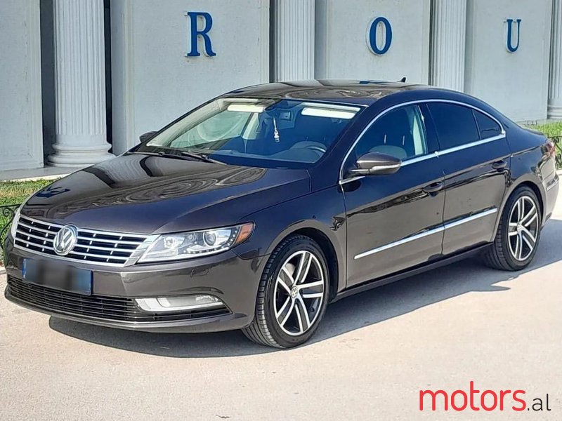 2014' Volkswagen Passat photo #1