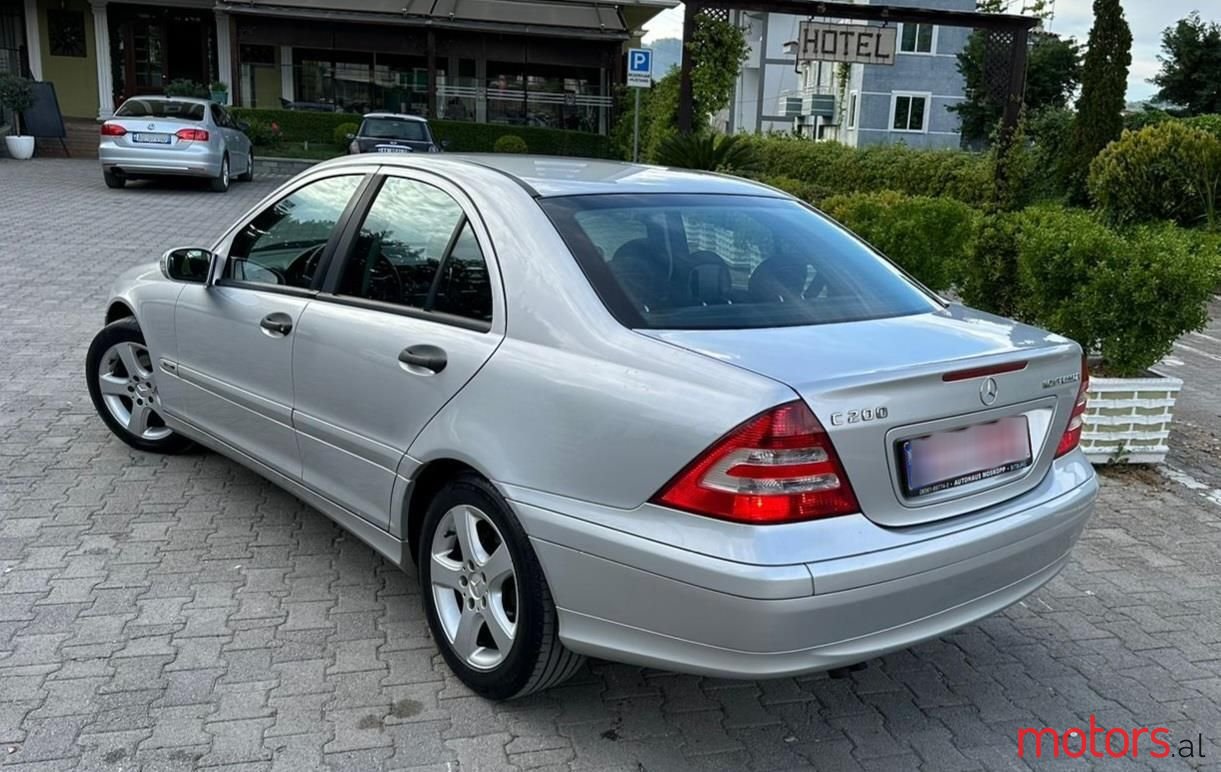 2005' Mercedes-Benz C 200 photo #3