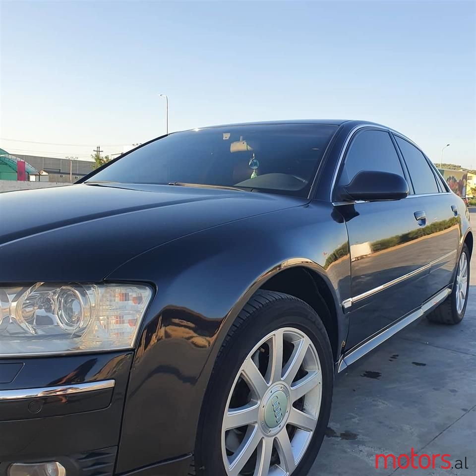 2004' Audi A8 photo #1