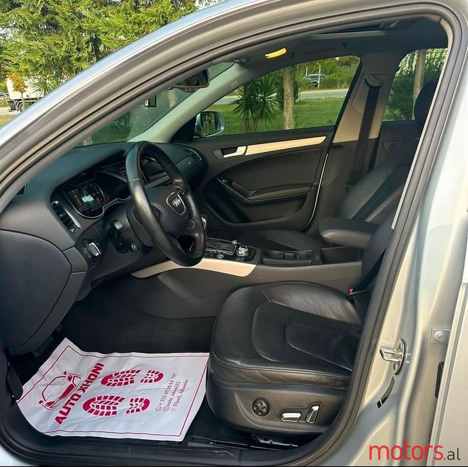 2012' Audi A4 photo #2