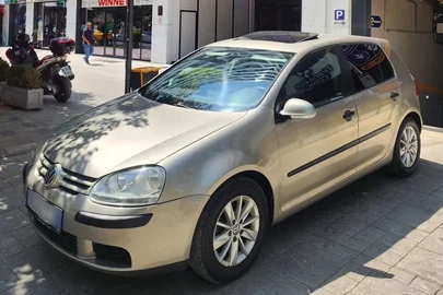 2005' Volkswagen Golf