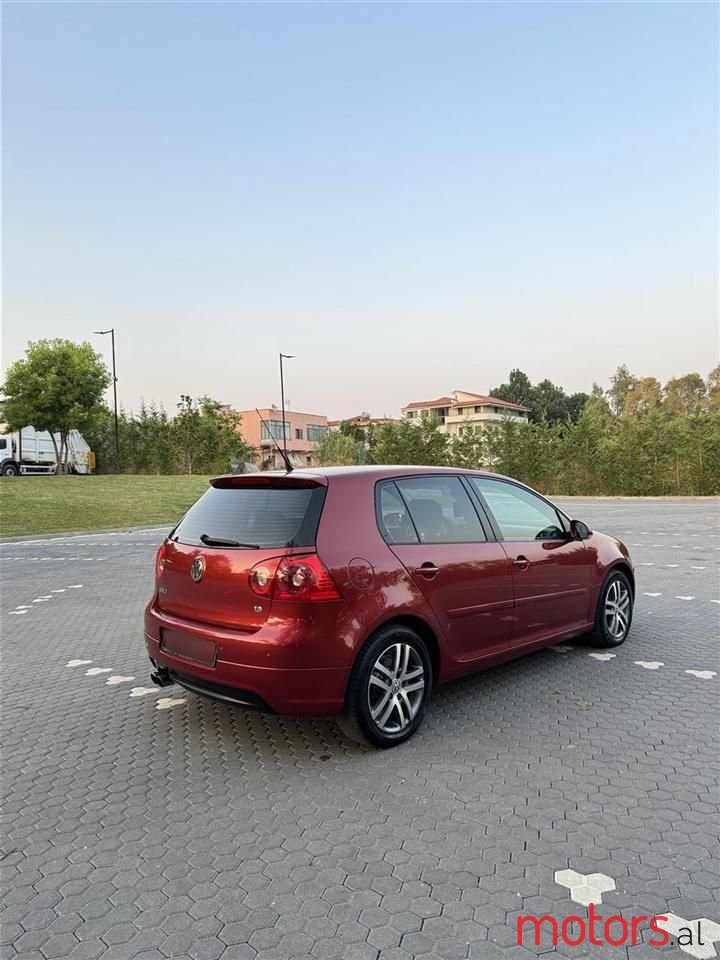 2007' Volkswagen Golf photo #3