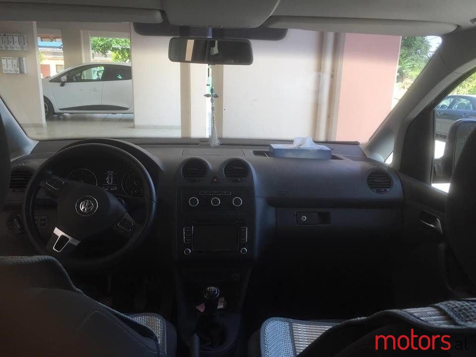 2014' Volkswagen Caddy photo #5