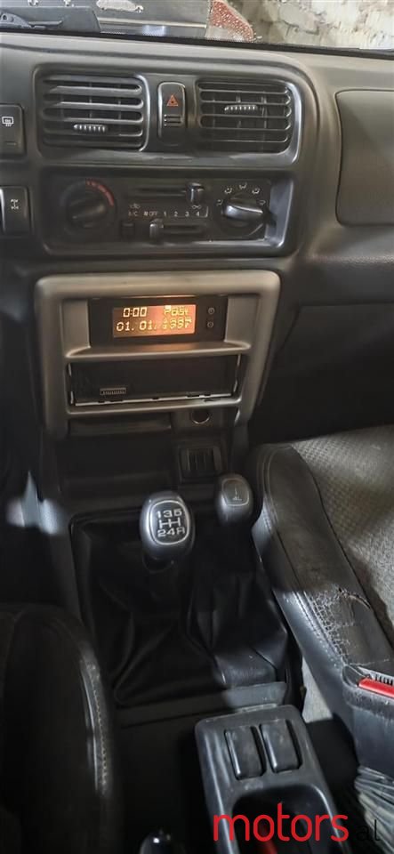 2002' Opel Frontera photo #6